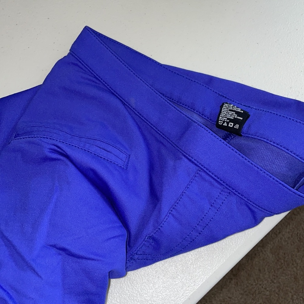 HUE Leggings Size Small - Picture 5 of 5